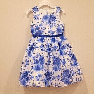 Blue & White Floral Belted Dress 7/8